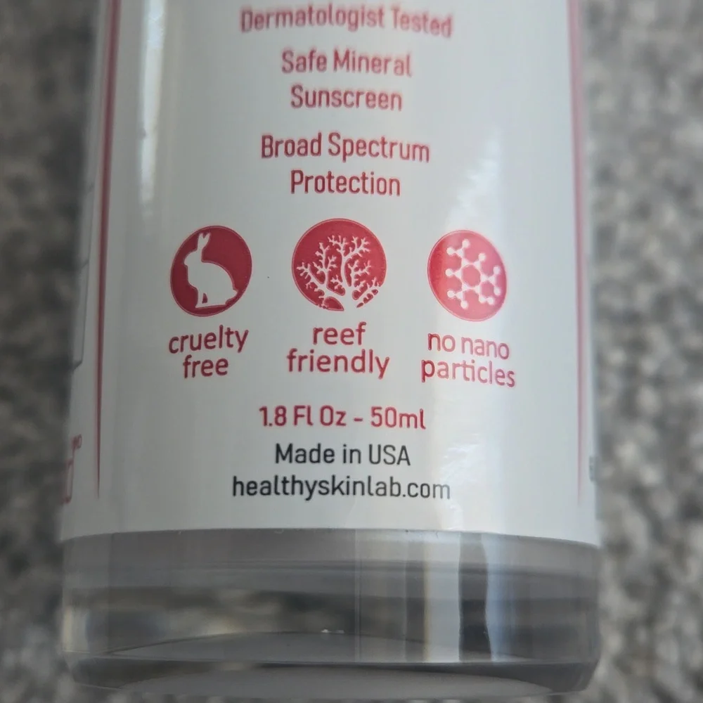 MD Healthy Skin Lab Protect Tinted Moisturizer With Hyaluronic Acid SPF 50 - Picture 2 of 6
